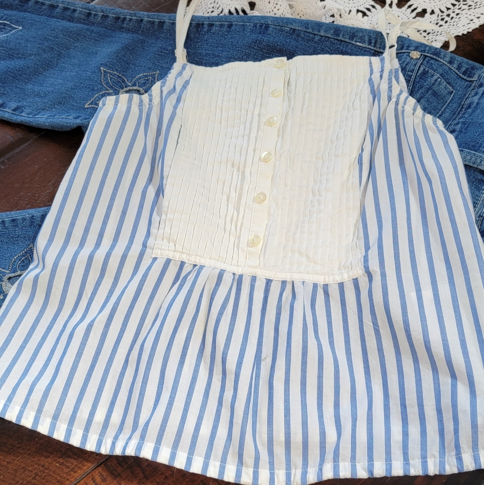 Gap Sleeveless Top Blue and White stripes Cotton